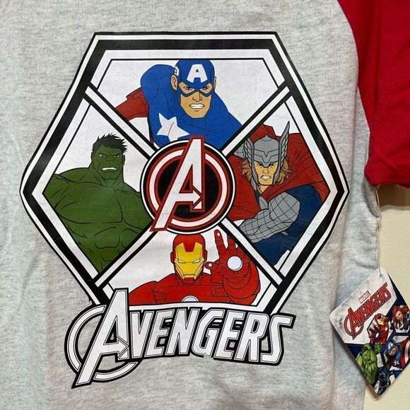 Avengers Marval Character Bous Top size 5/6 NWT - Picture 2 of 8